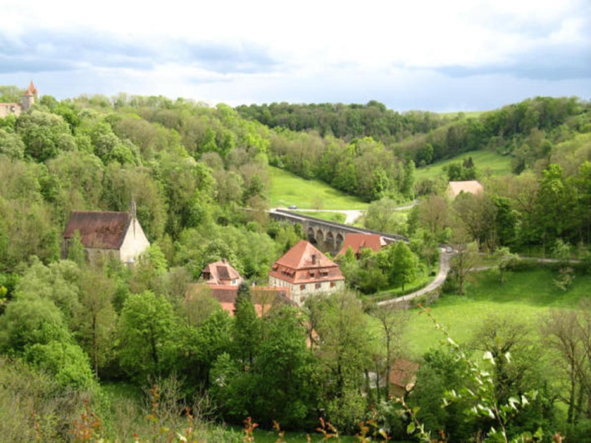 Herrnmuehle - Pension & Ferienwohnungen Rothenburg ob der Tauber Eksteriør billede